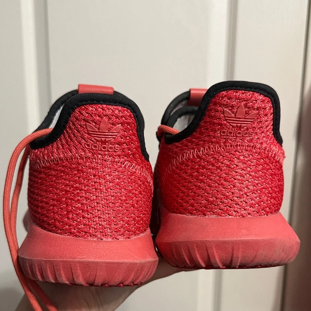 Adidas‎ Tubular Shadow Trace Scarlet Black Athletic Sneakers